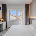 Hotell Hotiday