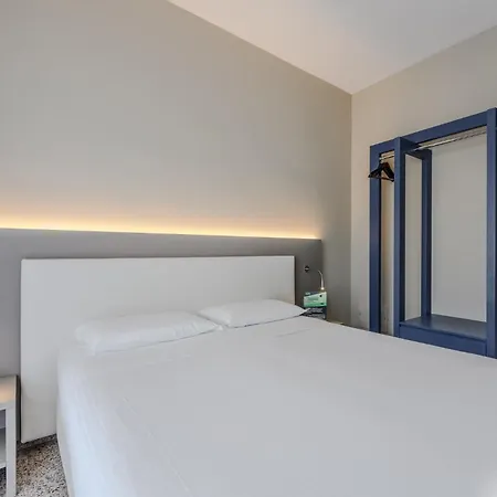 Hotiday Diano Marina