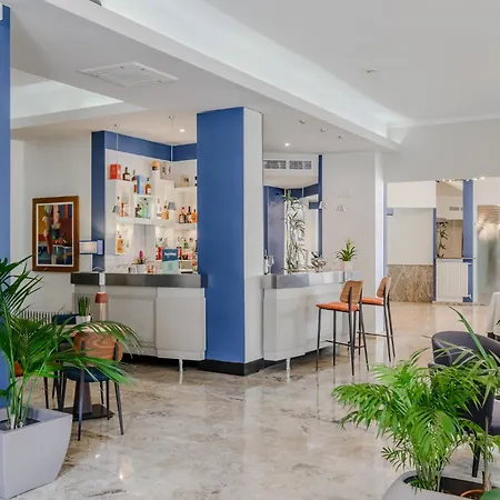 Otel Hotiday Diano Marina